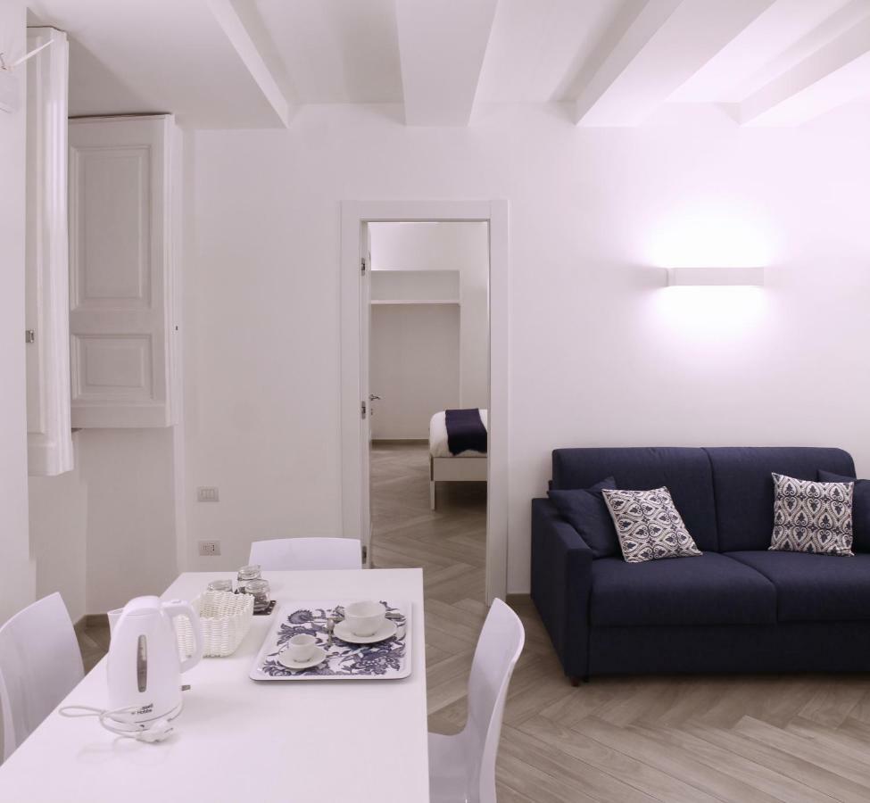 Villa Il Cavaliere Di Toledo à Naples Extérieur photo