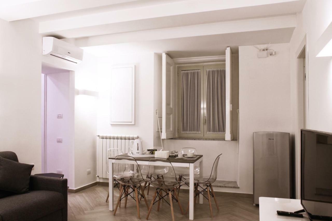 Villa Il Cavaliere Di Toledo à Naples Extérieur photo